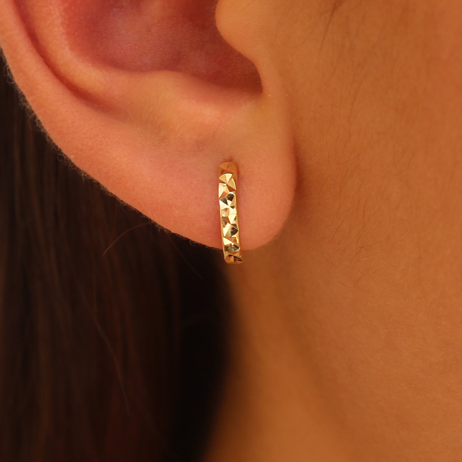 Aretes Oro Italiano 14k Facetados Huggies