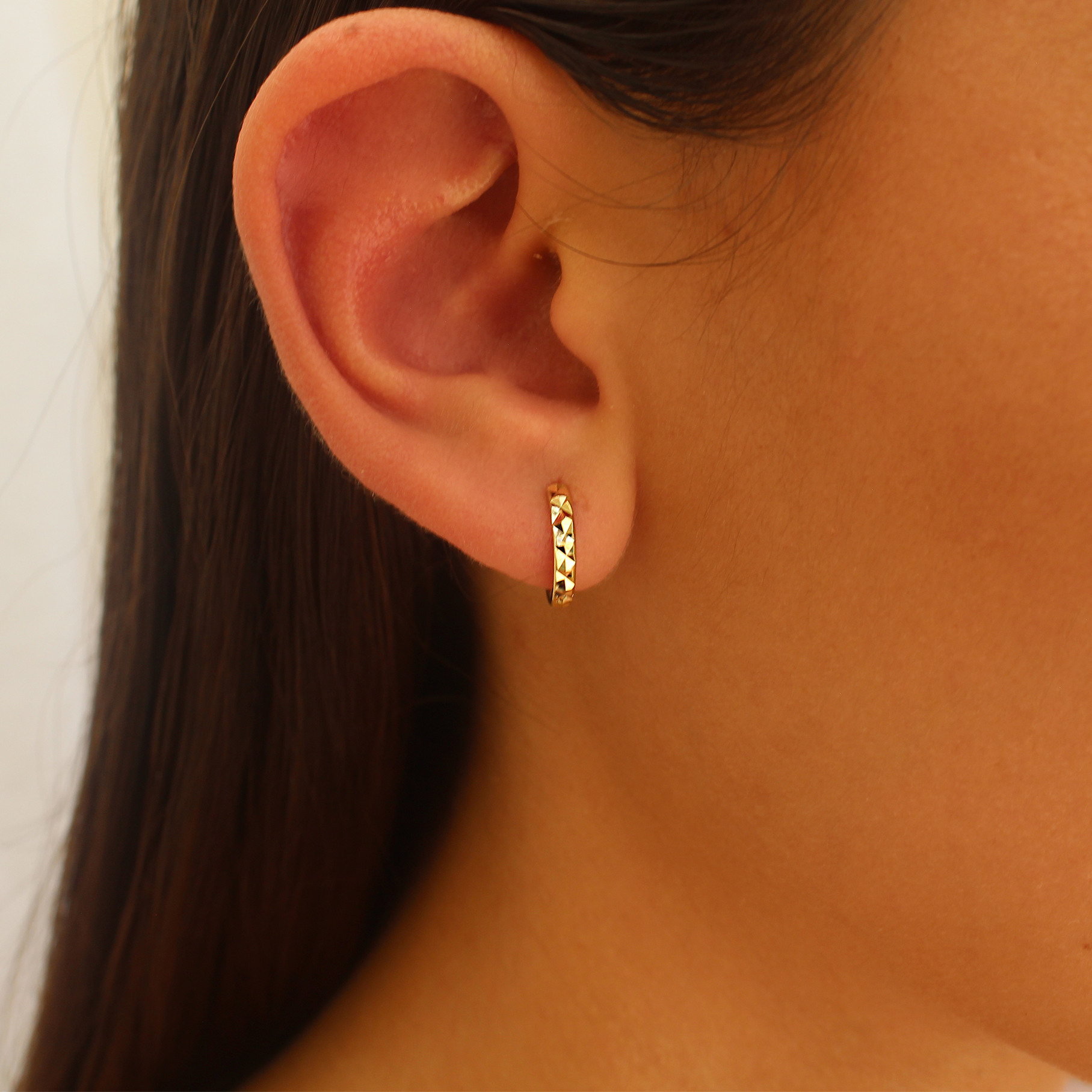 Aretes Oro Italiano 14k Facetados Huggies