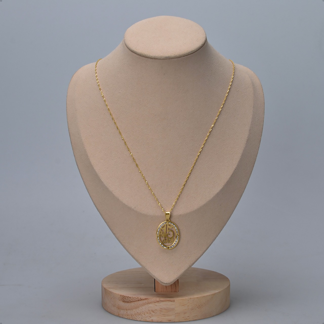 Dije 15 Años Mariposa Dije Con Cadena 50cm Oro 10k