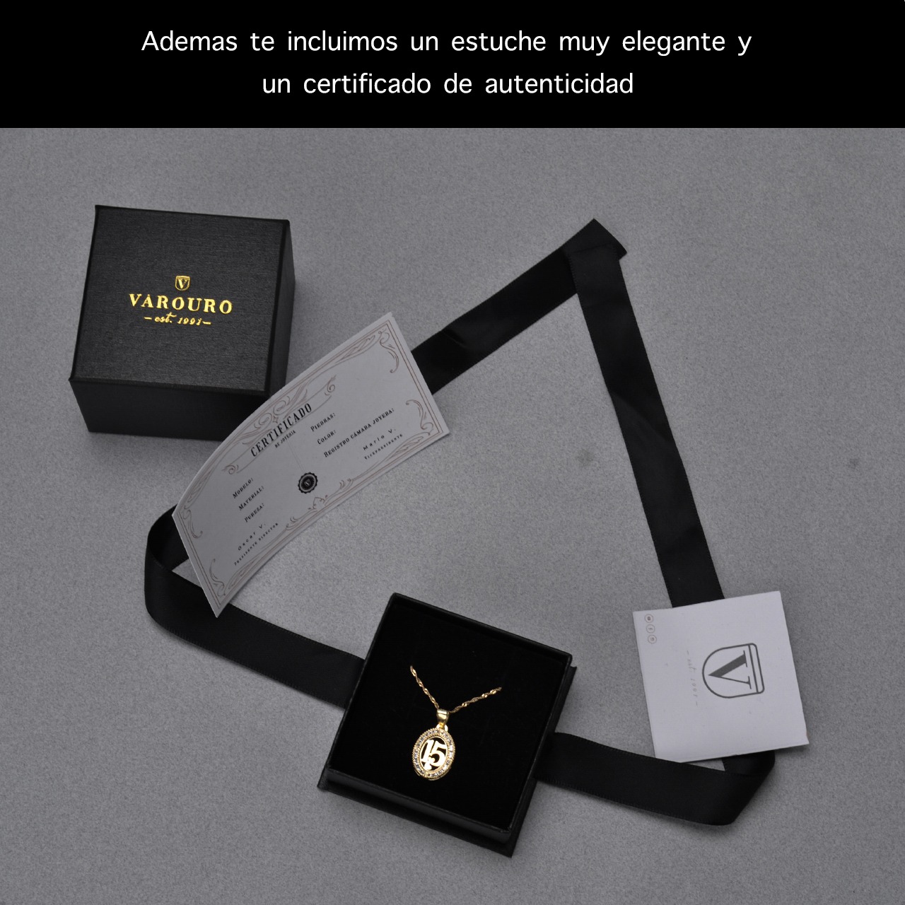 Dije 15 Años Oval Dije Con Cadena 50cm Oro 10k