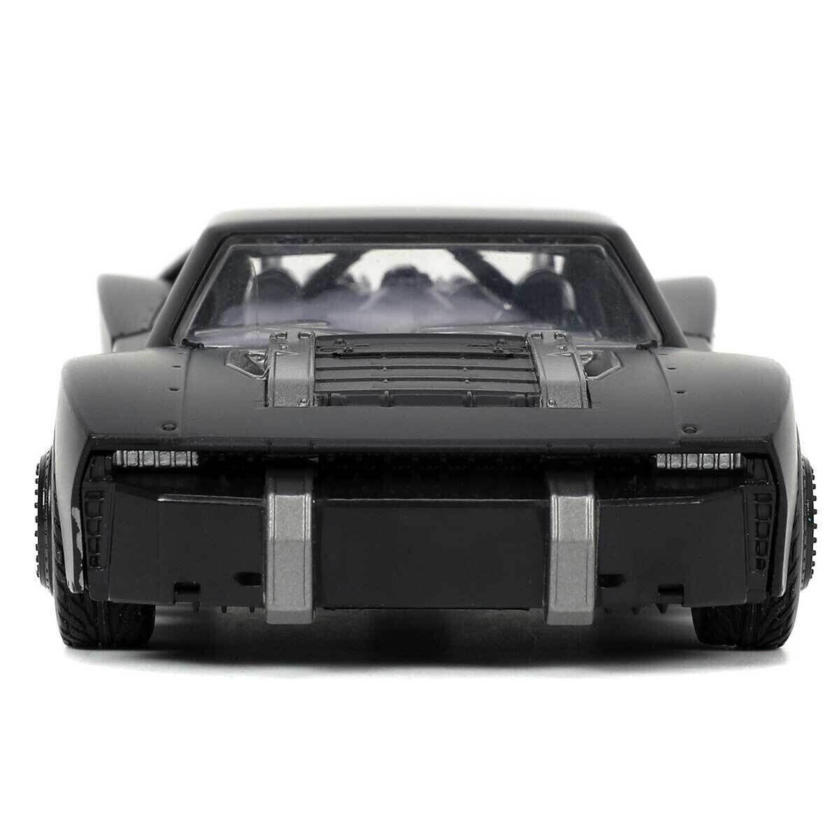 Batimovil 2022 con Figura Batman Pattinson DC Comics Jada Toys Escala 1:32