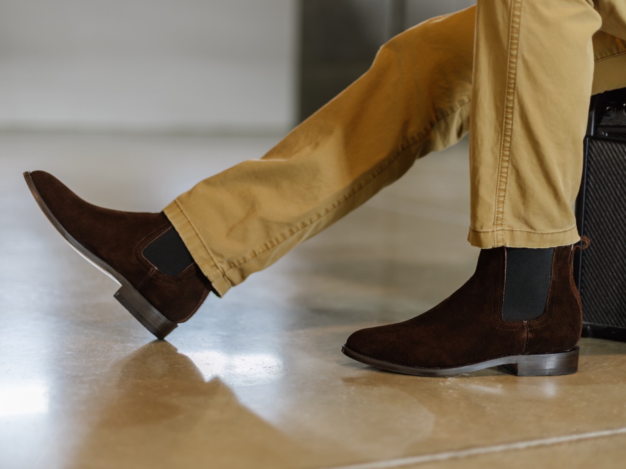 Botin Dasalo Goodyear Welt En Piel Gamuza Chocolate Para Caballero