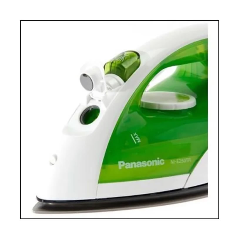 Plancha Con Suela De Titanium 1200 W Panasonic NI-E250TR