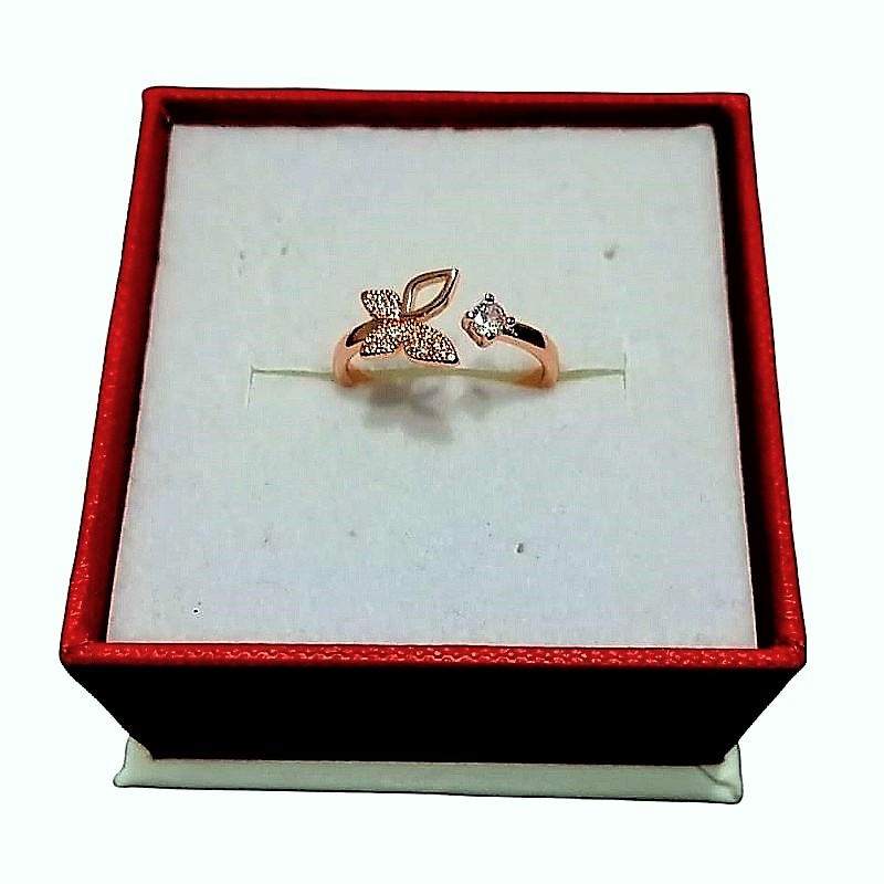 Anillo Mariposa ADELSTEN en Chapa de Oro Rosa Ajustable y SWAROVSKI ELEMENTS INCLUYE DE REGALO ARETES DIAMOND Y CAJA PARA REGALO