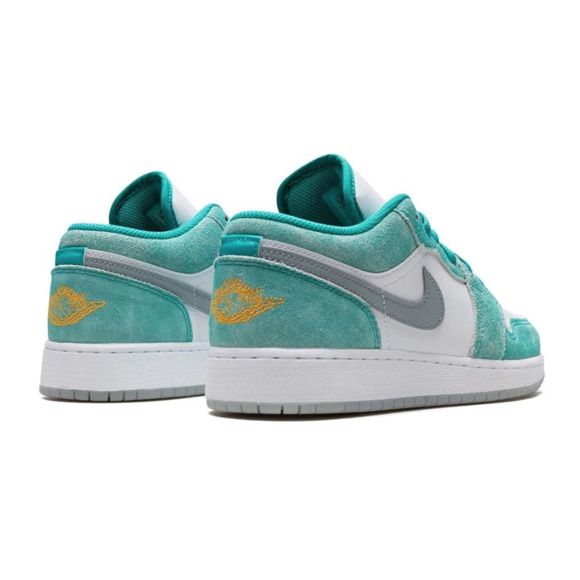 Jordan 1 Low SE New Emerald