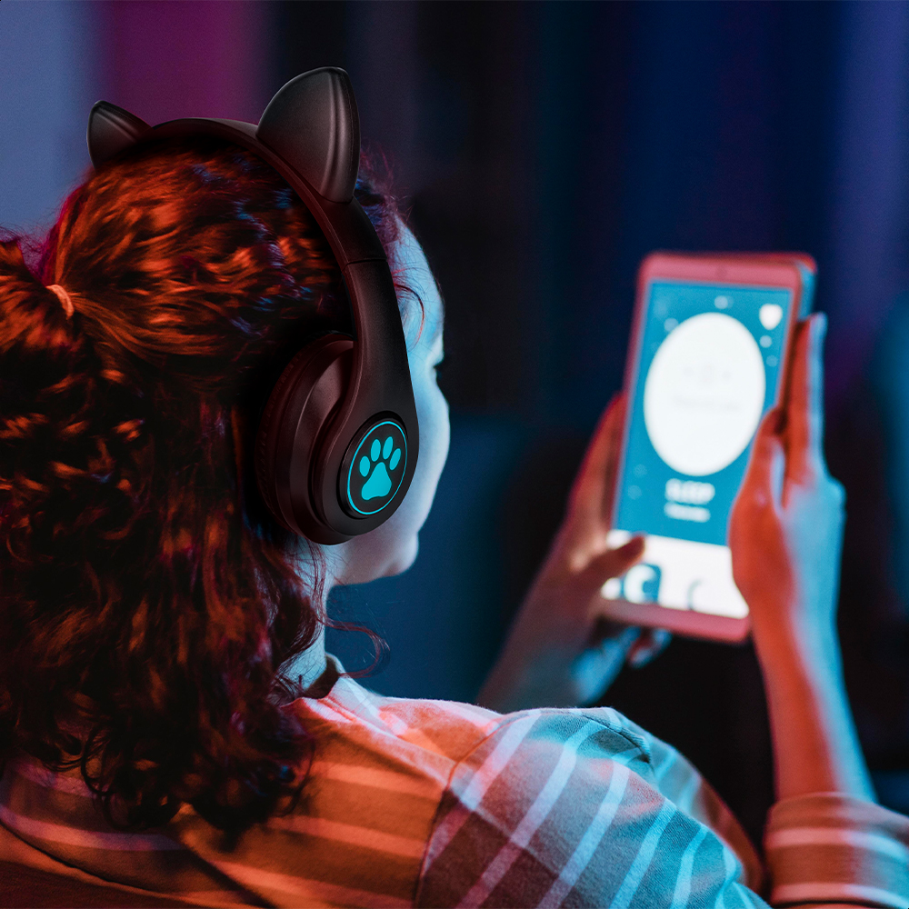 Audífonos Negro Bluetooth V5.0 Orejas De Gato Sonido Estéreo Con Luz RGB Diseño Kawaii Ajuste De Cabeza Fácil Guardado