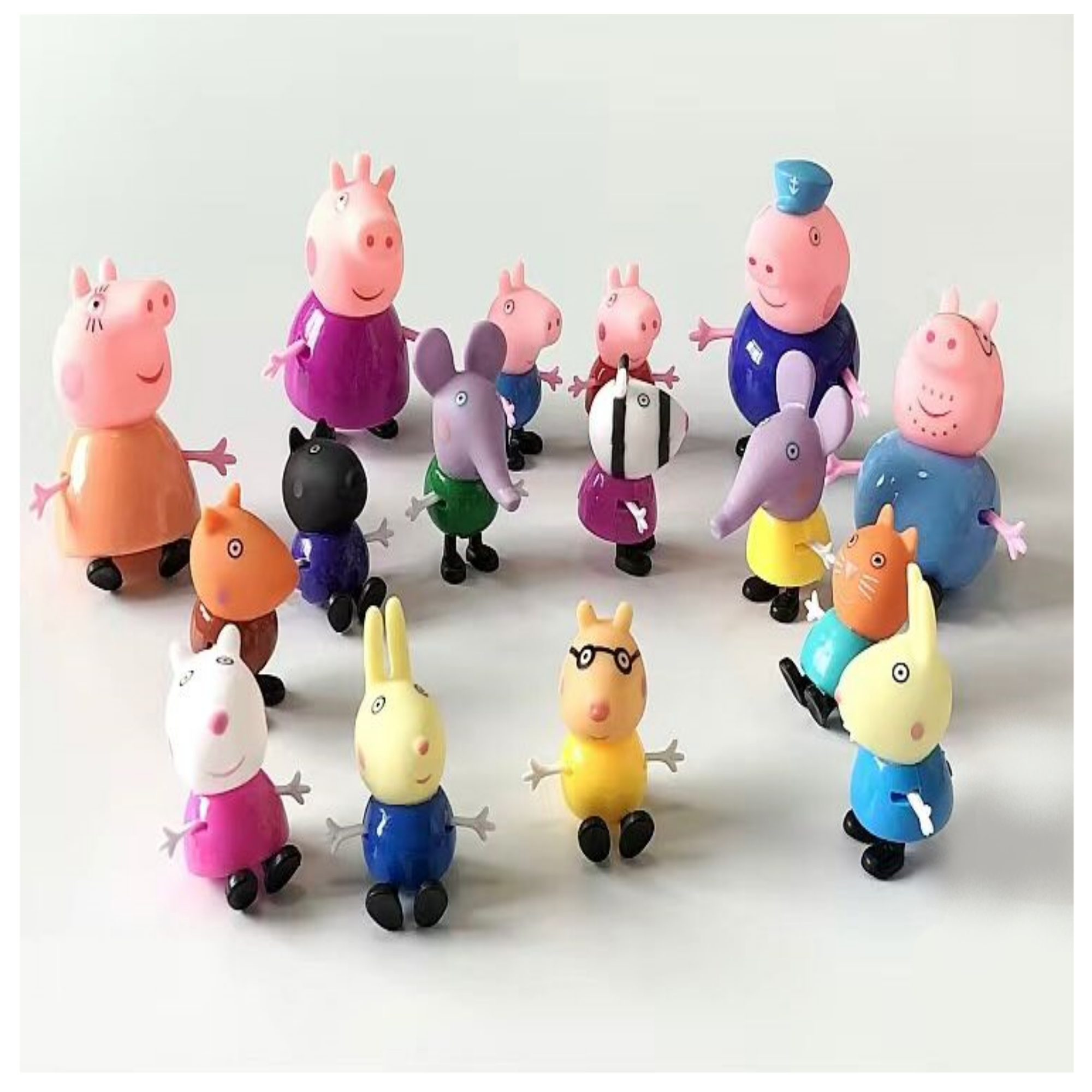 16 Pcs/set Pequeña Cerdita Pepa Y Su Familia LA CASITA