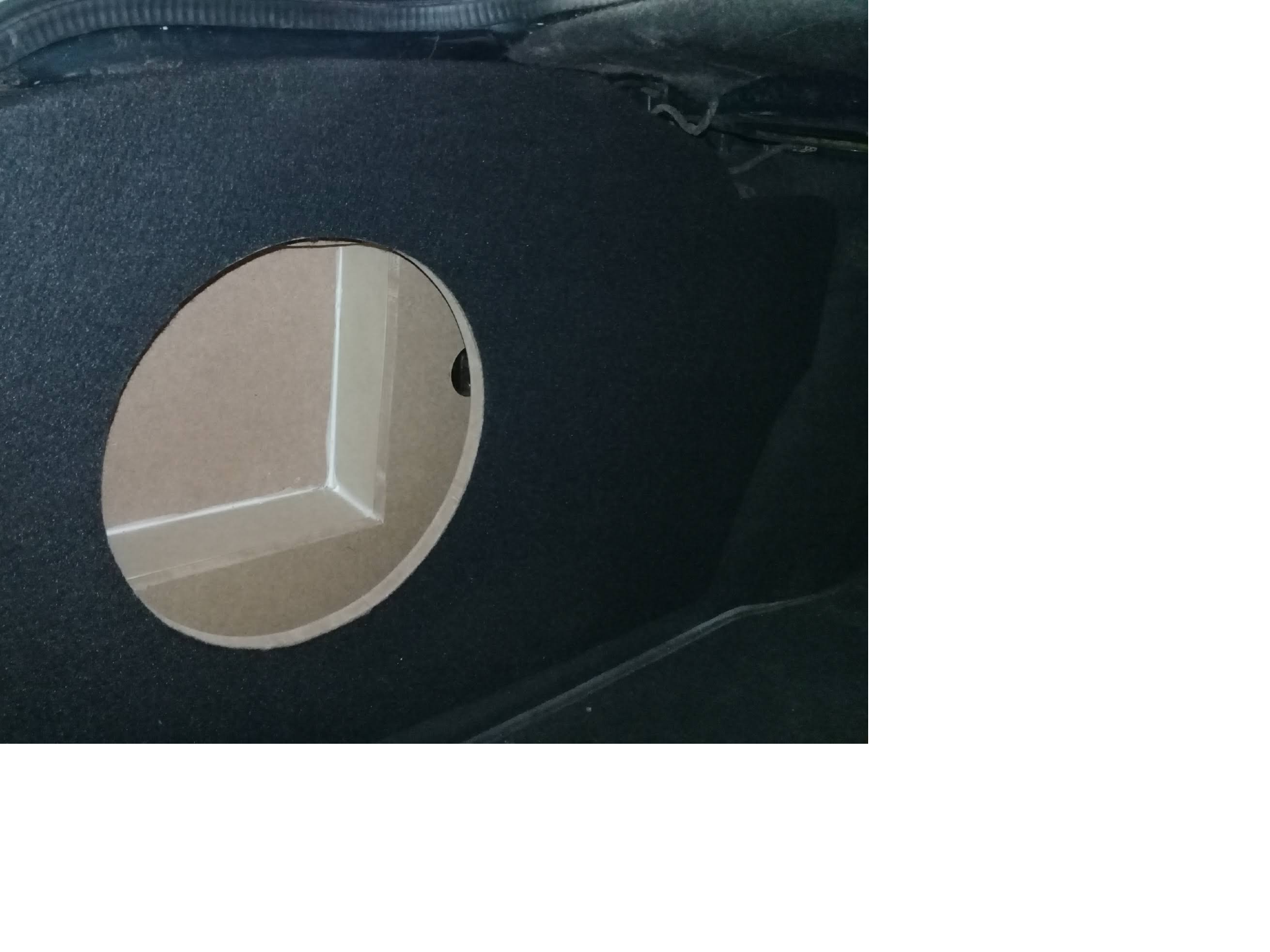 Cajon Para Un Woofer De 12 Pulgadas Para Jetta A3 Sellado