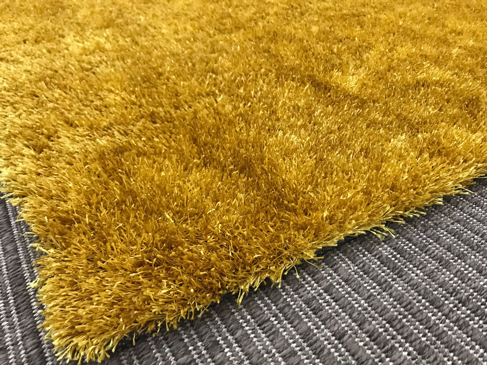 Tapete Decorativo para sala o cuarto, muy Suave Shag Peludo 1.40x2.0mts Tonos Mostaza, Rojo, Turquesa, Plata, Morado, Naranja, Café, rosa y blanco con negro