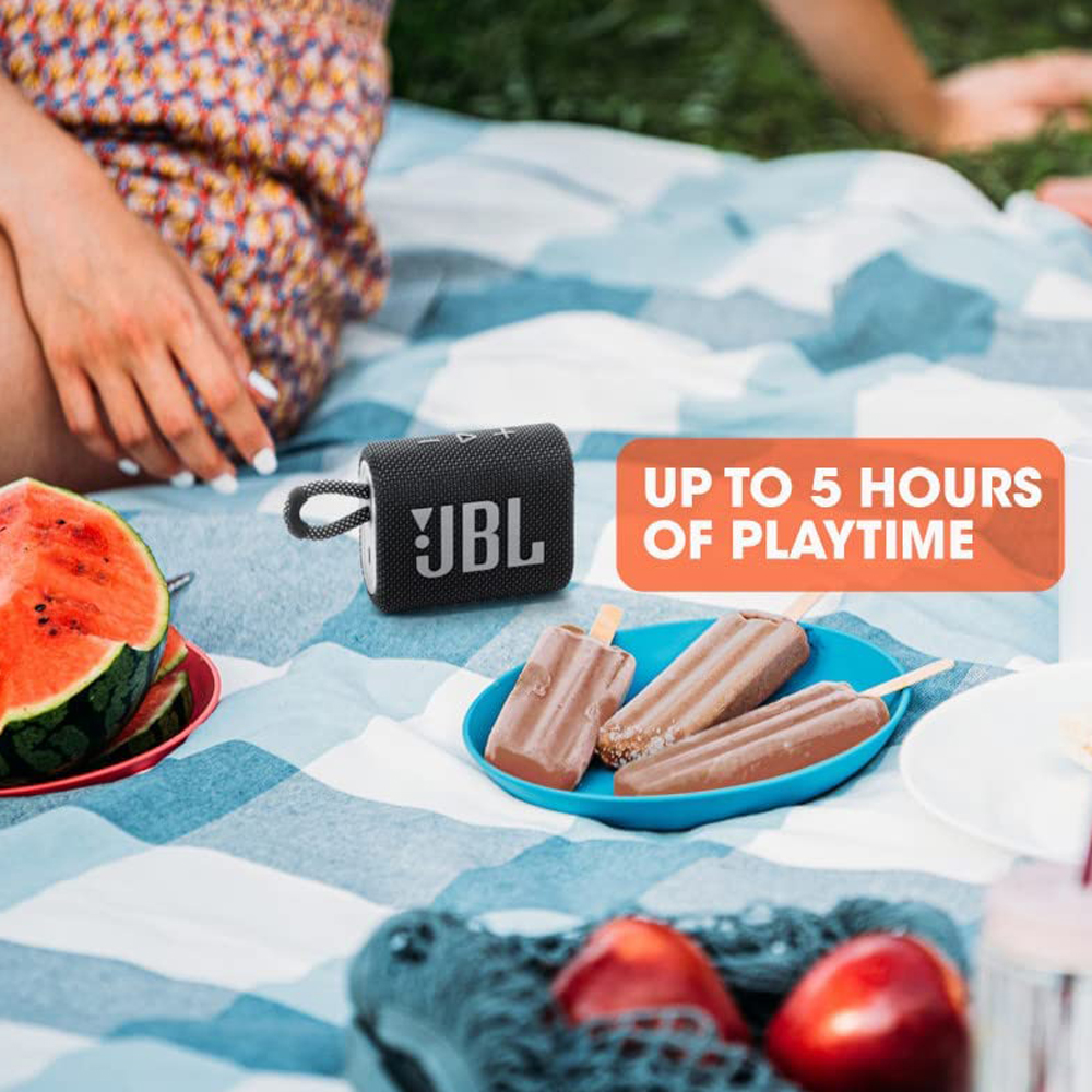 JBL Go 3, Bocina Portátil Bluetooth, 4.2 W de Potencia, Reproducción 5 Horas, Resistente al Agua y al Polvo IP67 - Gris.