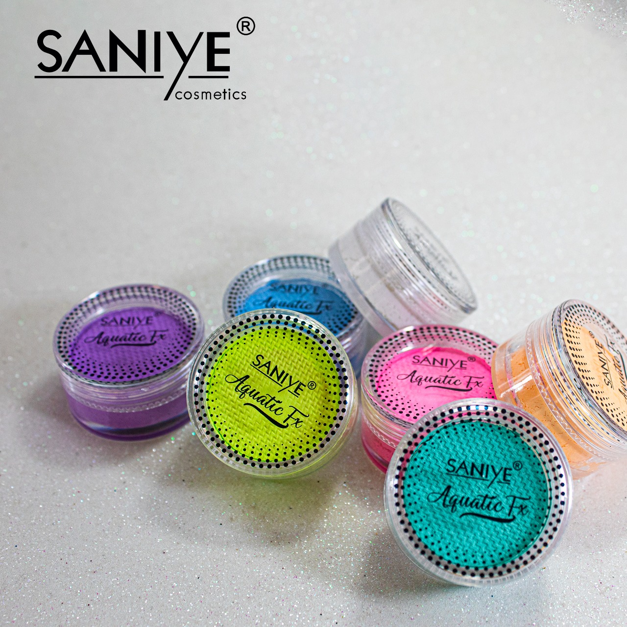 GAMA DE 7 DELINEADORES QUE SE ACTIVAN CON AGUA SOMBRAS ACUARELAS SANIYE