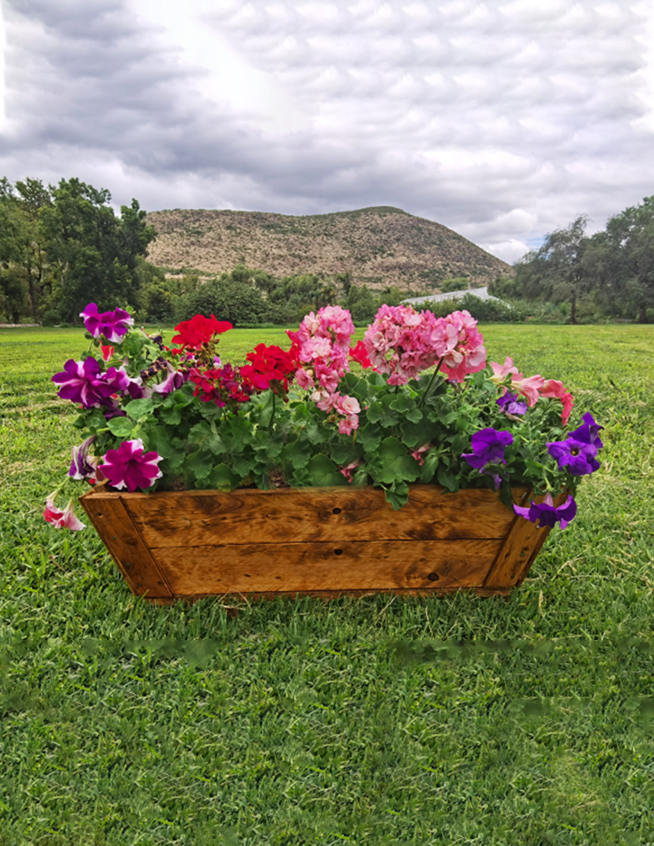 Maceta De Madera Tipo Jardinera De 70 Cm De Largo