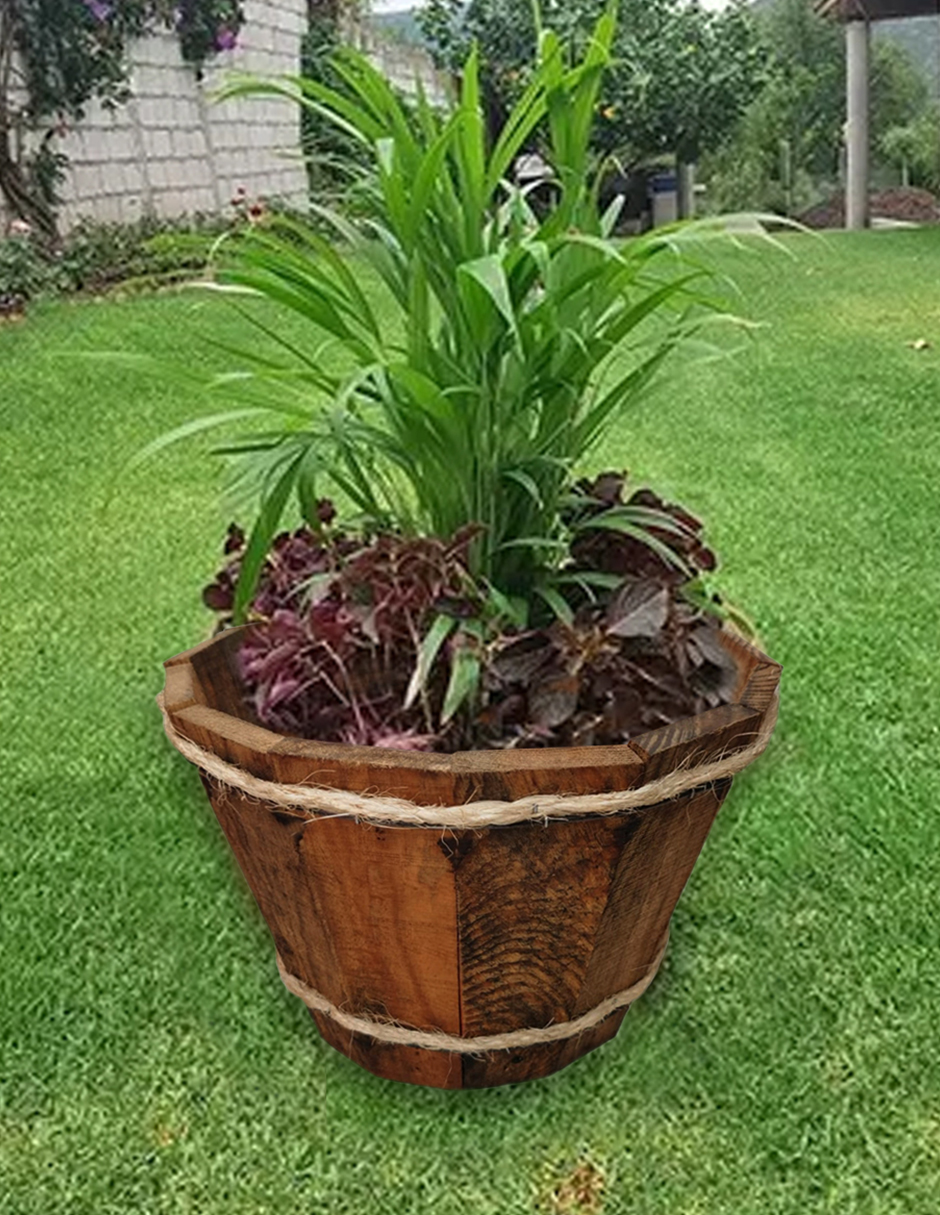 Maceta De Madera Tipo Cubeta