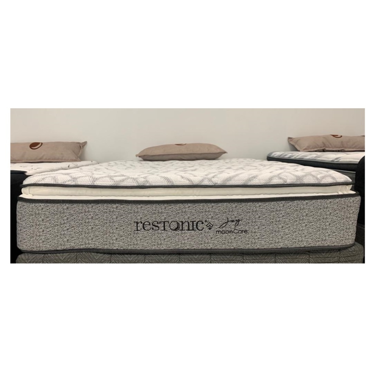 COLCHÓN RESTONIC BLACK/PALM KING SIZE