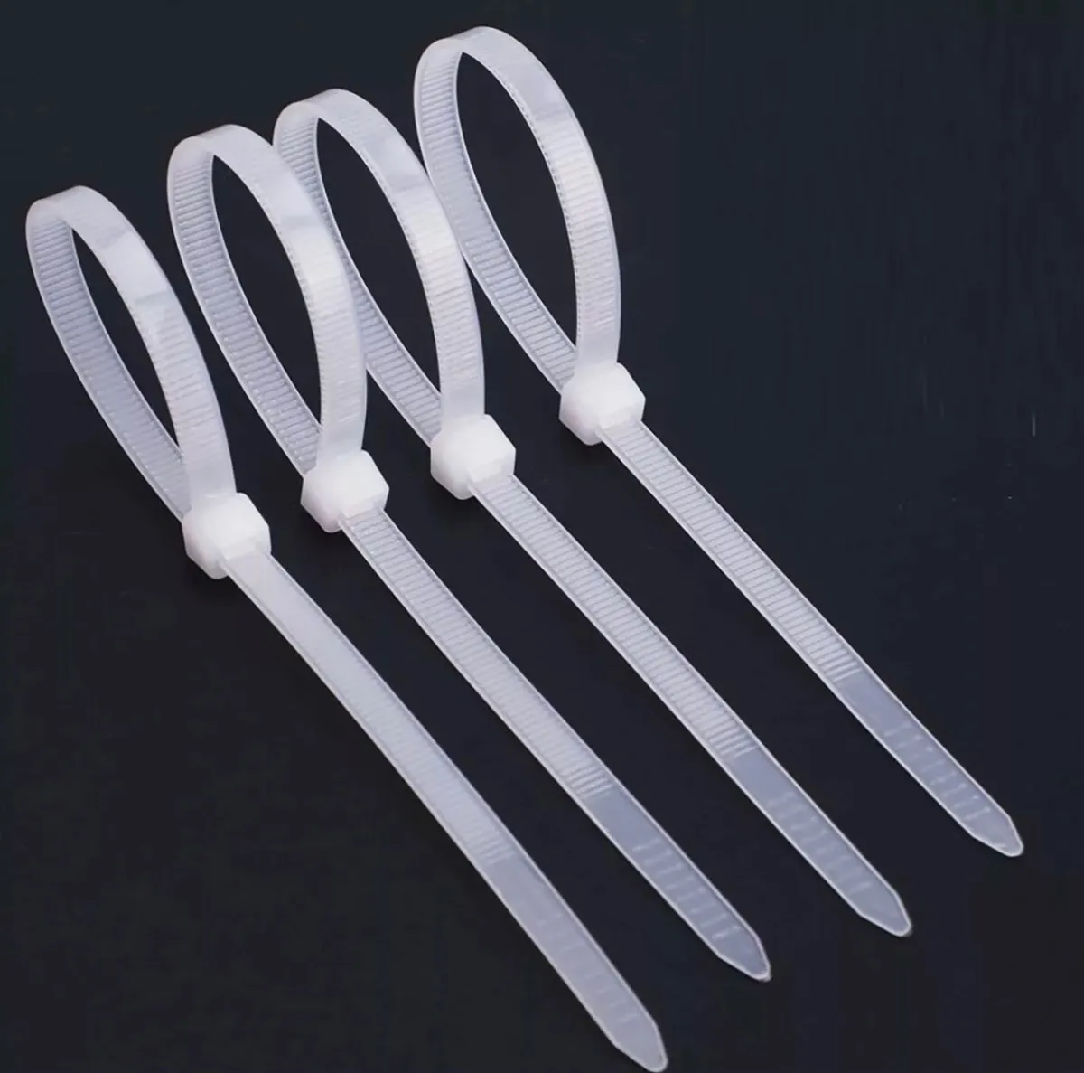 Set 1000 Pzs Cinchos Plasticos 10kg Bridas De Nylon Anti-uv 20cm