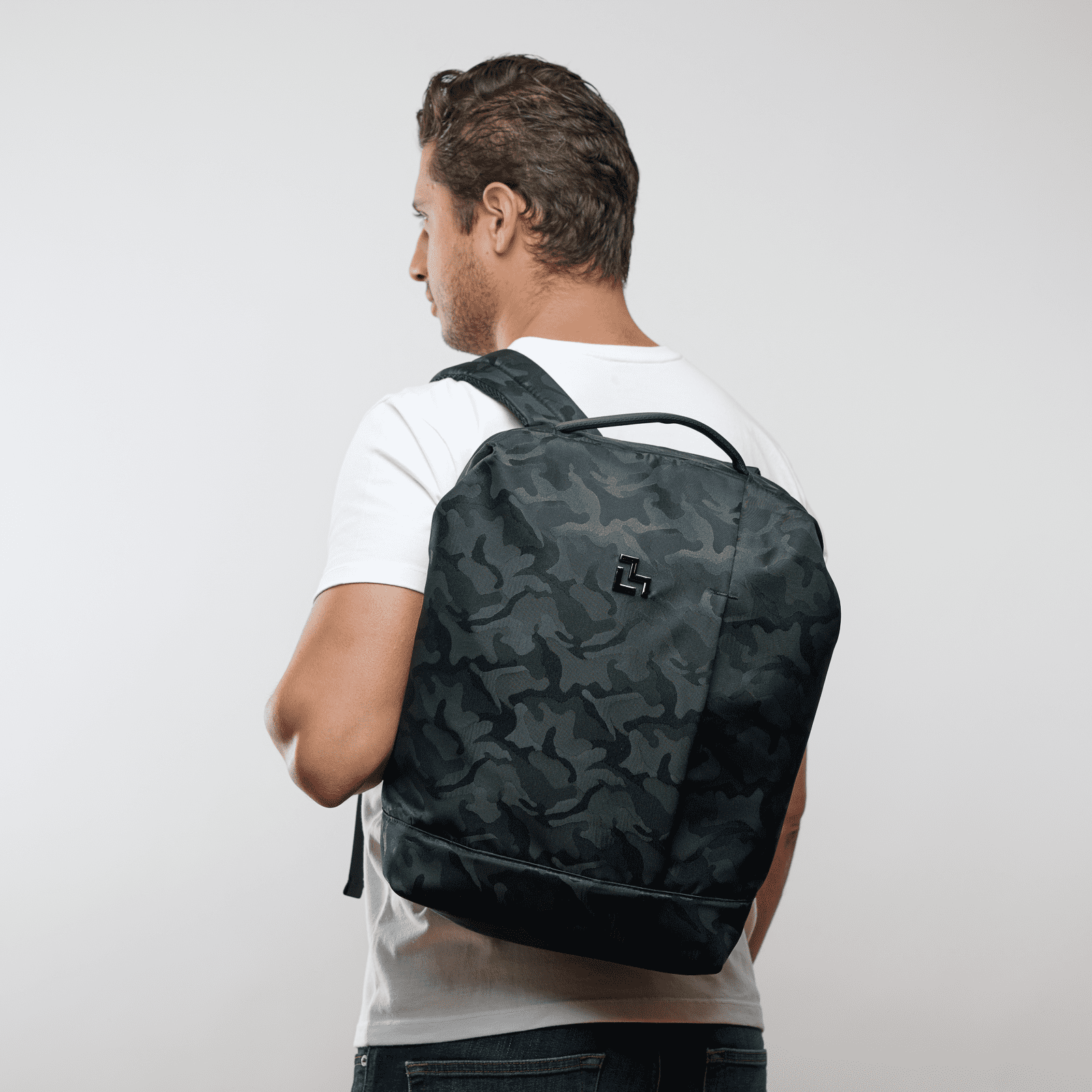 LUCKMAN Mochila para Laptop hasta 15.6 Pulgadas, Moderna Antirrobo, Múltiples Compartimentos, Backpack Hombre Ejecutiva, Escolar de Viaje, Funcional Resistente, Repelente al Agua - Mateo, Negro Militar