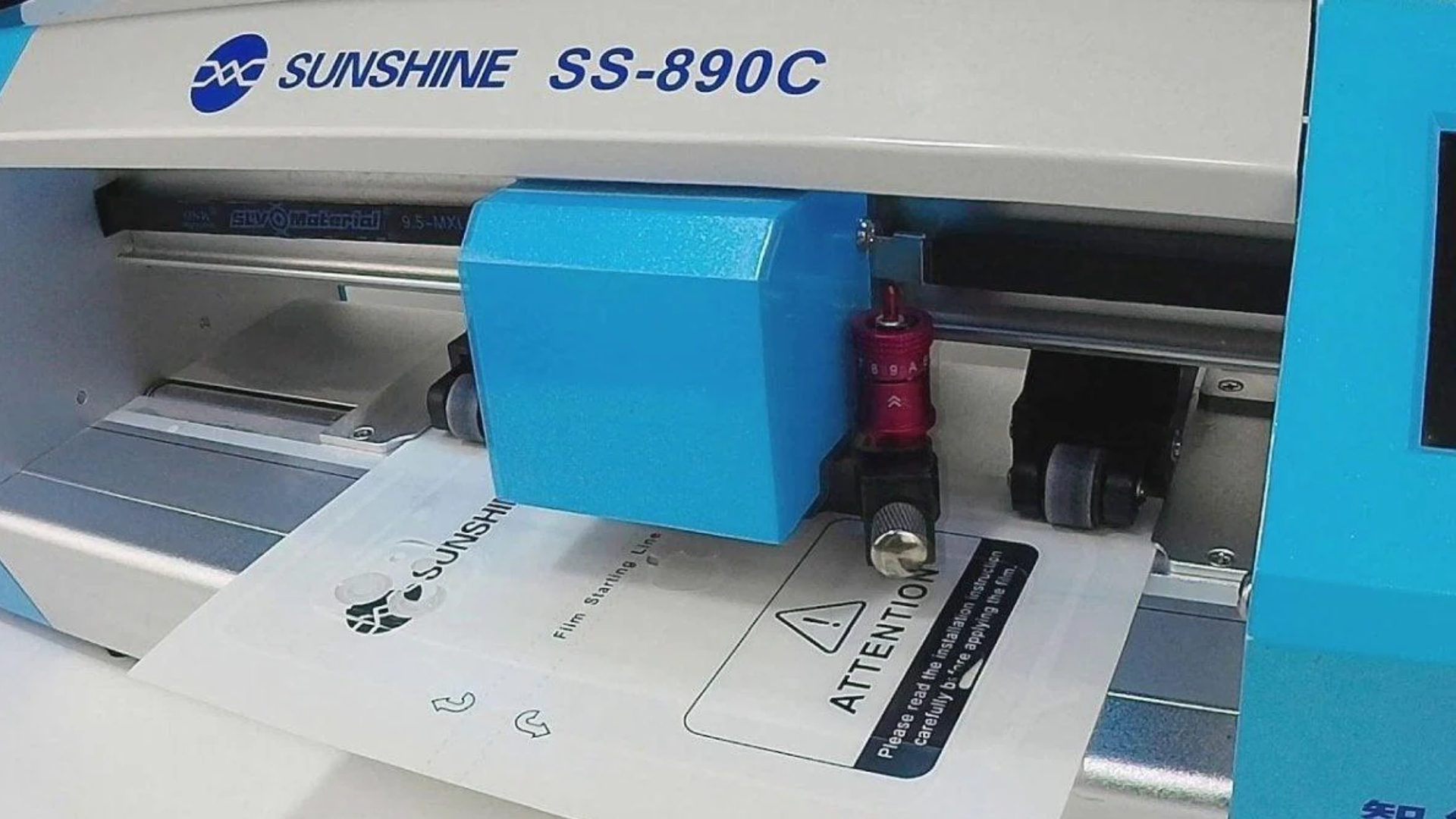 Máquina Cortadora Micas De Hidrogel Ss-890c Sunshine