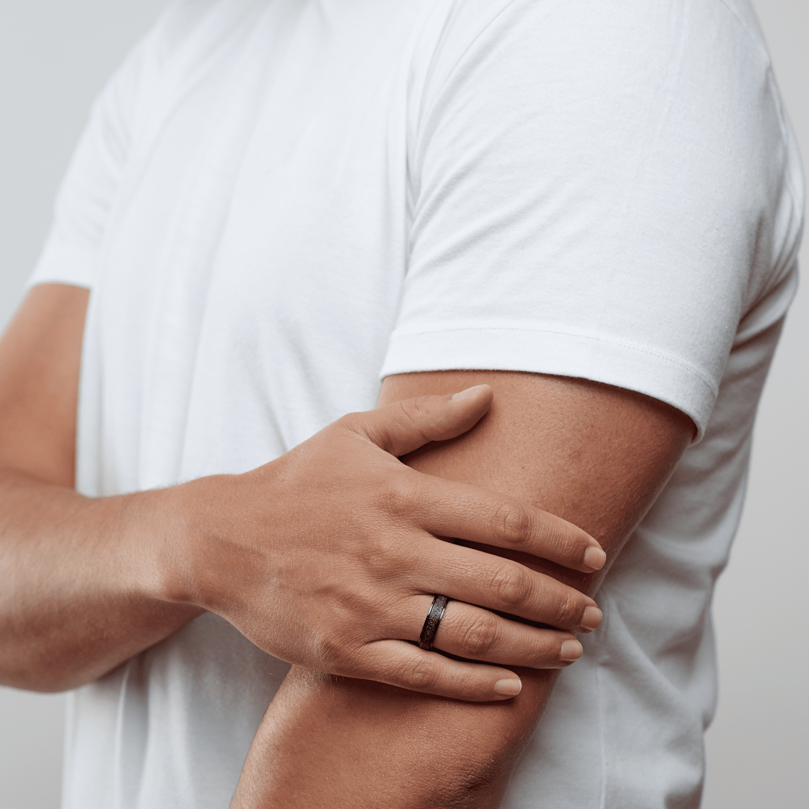 LUCKMAN Anillos Hombre Giratorios, Anillo Anti Ansiedad de Acero Inoxidable Color Negro - Modelo Elvis