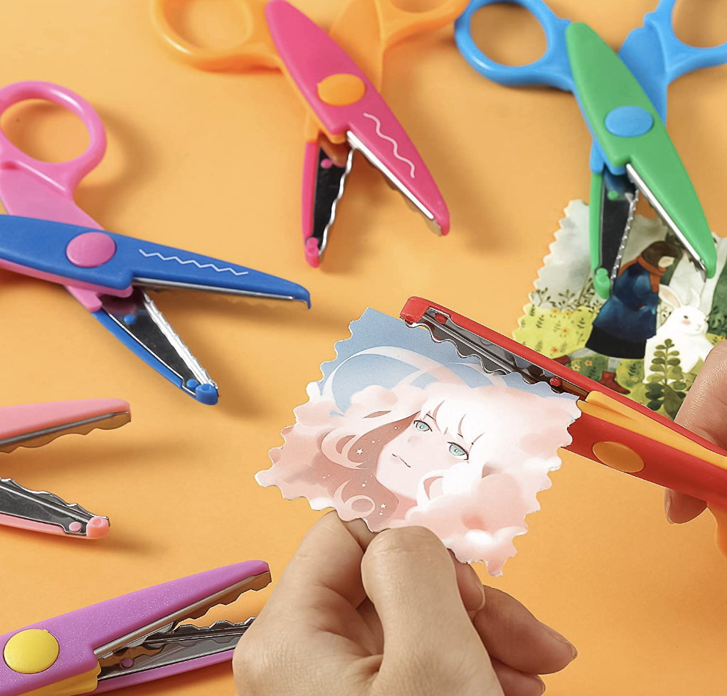 Set de 10 Tijeras Coloridas Decorativas para Manualidades, usos de Estudiantes, Profesores, Para Cortar Papeles o Cartulinas