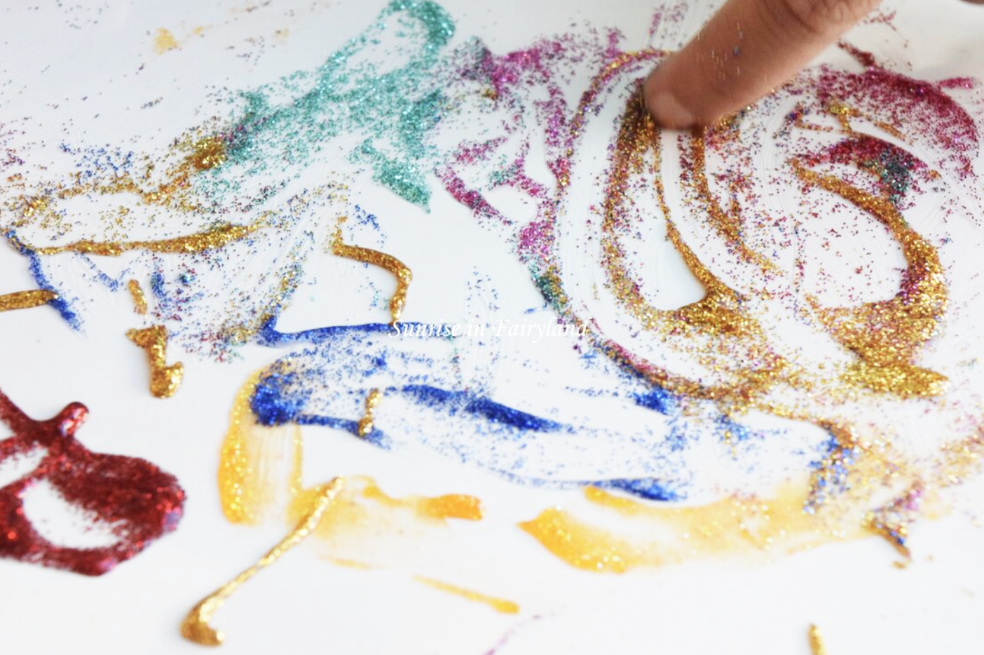 Pegamento Glitter con diamantina , purpurina 60ML para manualidad, escolar y album de Recortes Tarjeta