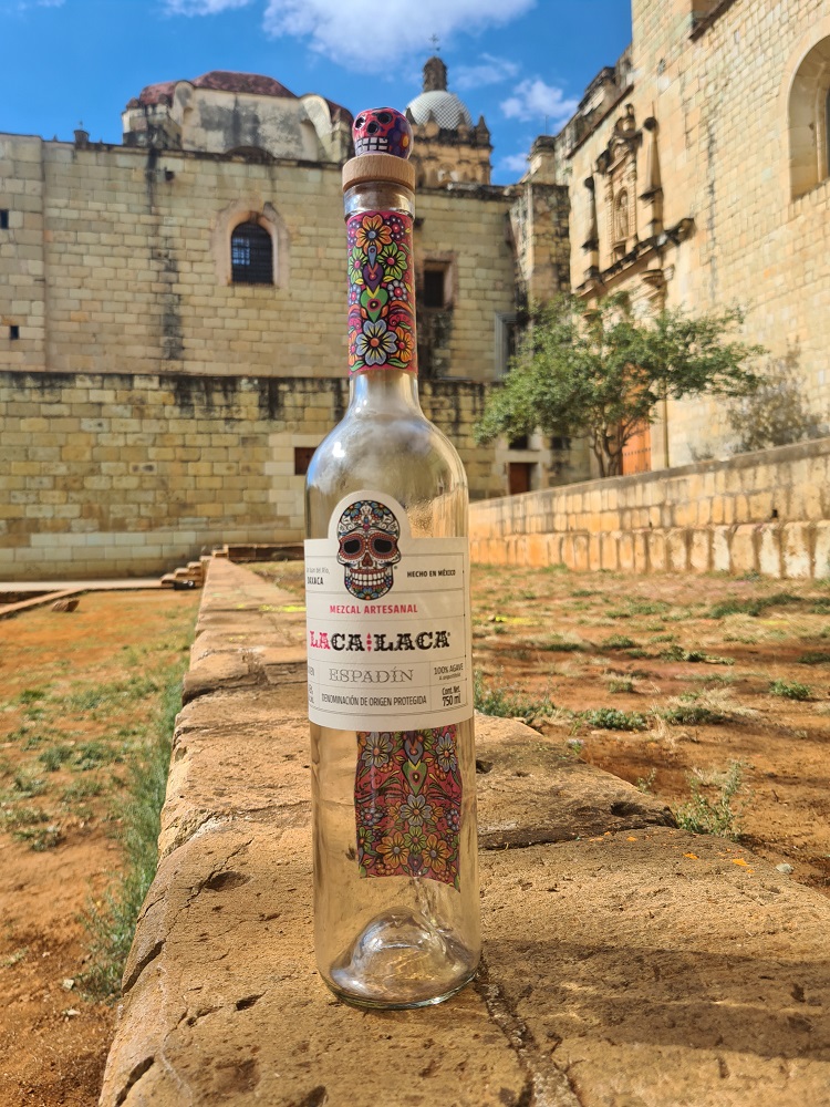 Mezcal Artesanal Laca Laca 100% Agave Espadín Joven 750ml.
