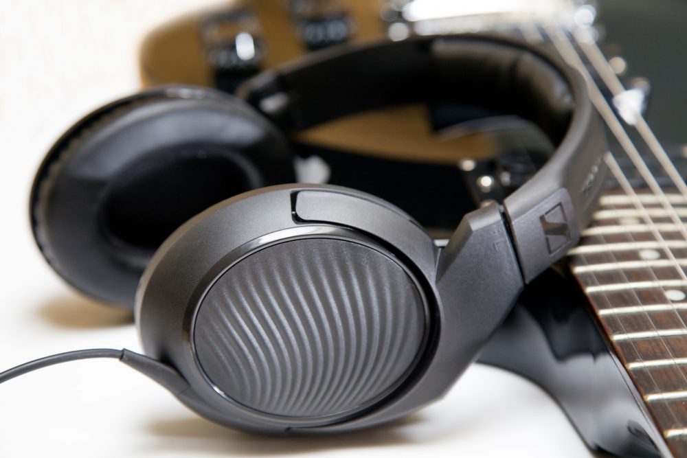 Audífonos de Diadema Sennheiser para Estudio HD 200 PRO