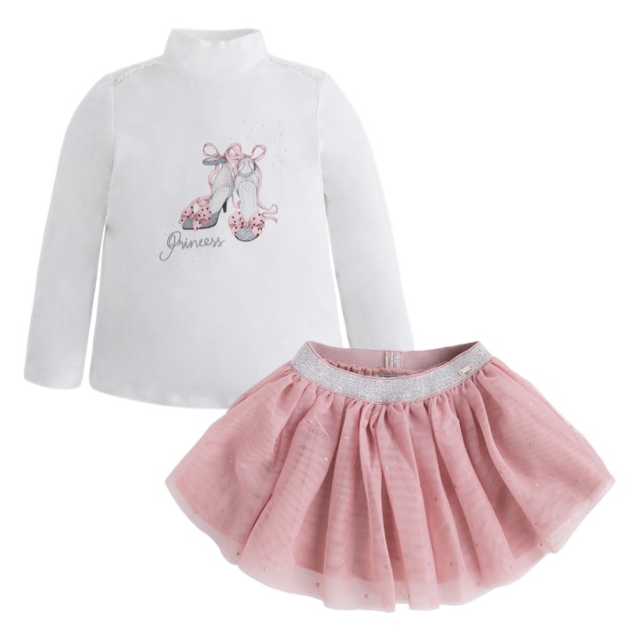 Conjunto camiseta con cuello semicisne y falda corta en tul marca Mayoral para niña