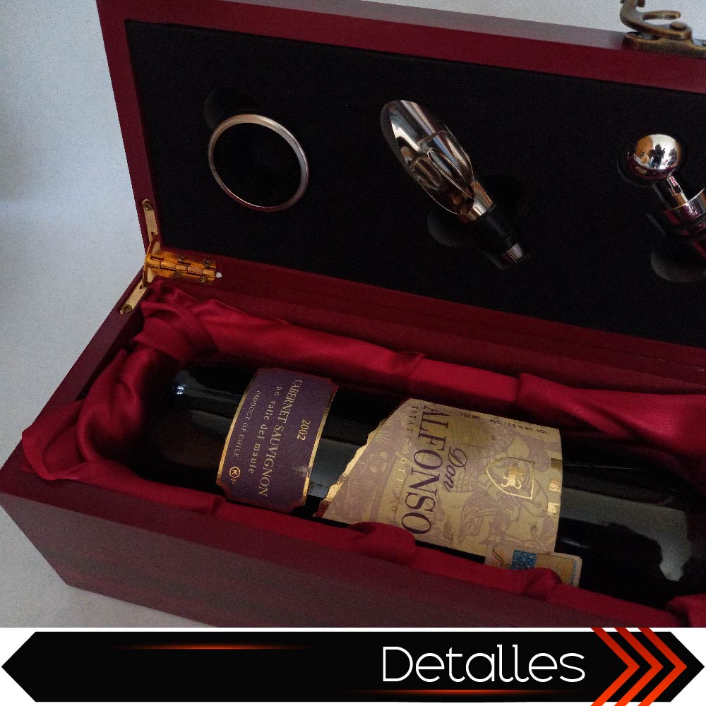 Set de Vino CHIC FANTASY Juego de 4 piezas Accesorios para vino con Caja