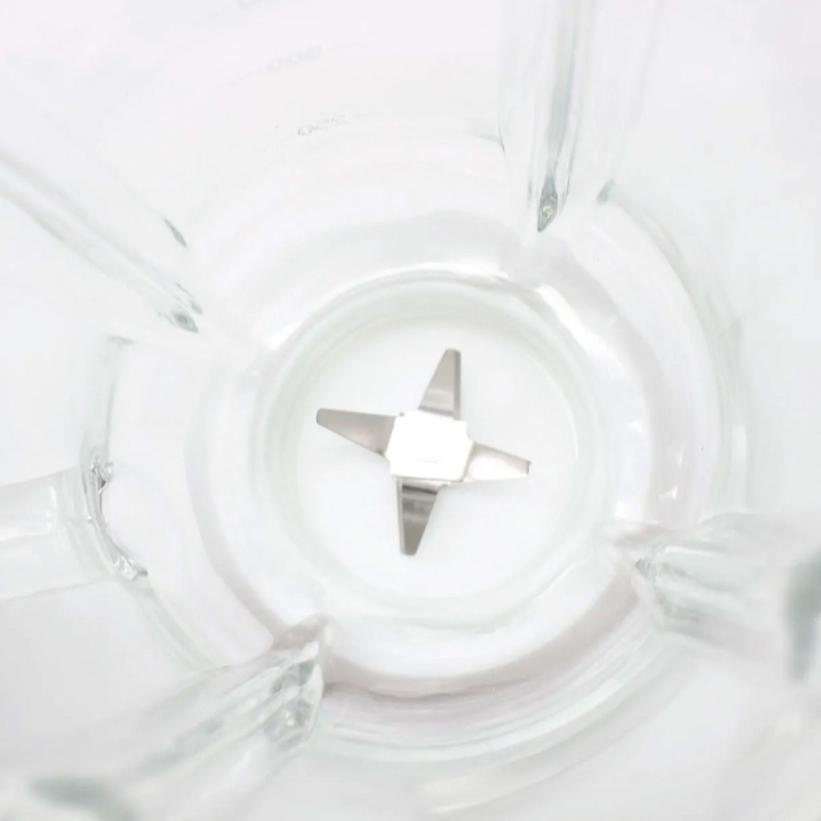 Licuadora Ufesa 10 Velocidades Blanco Vaso De Plastico 600w