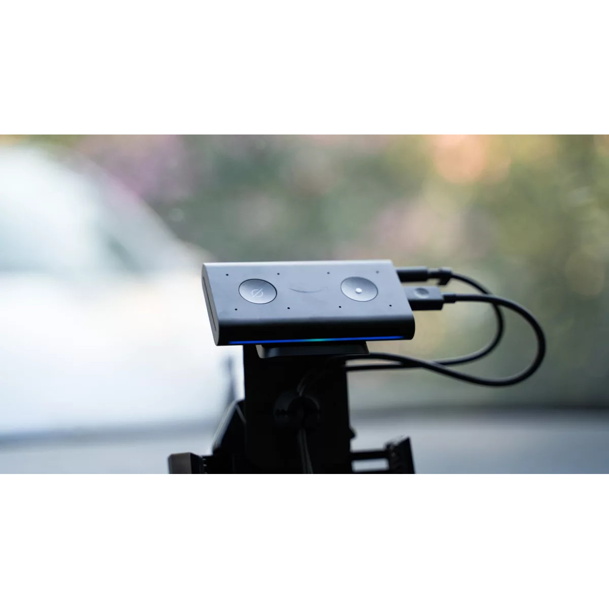 Amazon Echo Auto Alexa Asistente Inteligente para Automovil