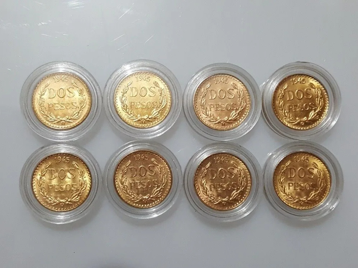 Moneda de oro 2 Pesos oro hidalgo En Su Capsula.