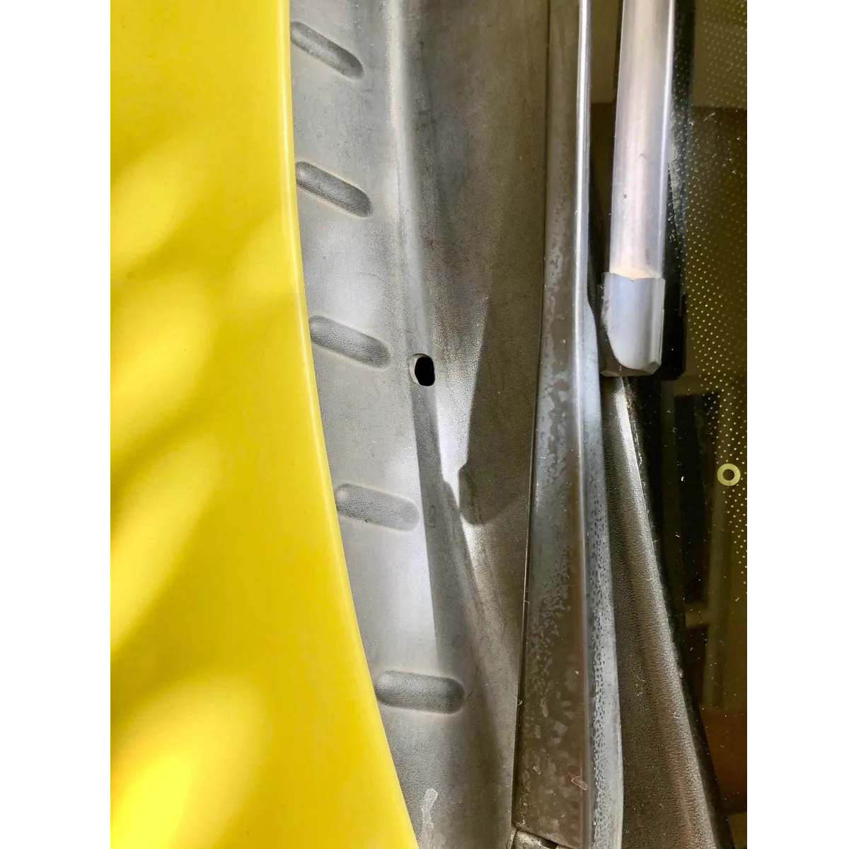 Restaurador De Plasticos Maltratados Para Auto 150g Ns