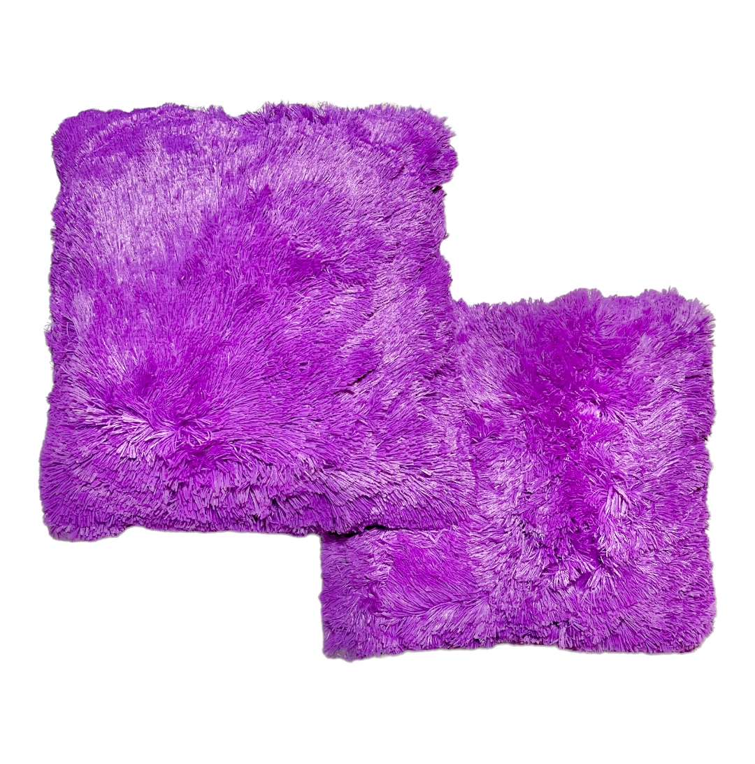 Cojín Decorativo de Pelo Alto Providencia Color Morado Set de 2 Piezas