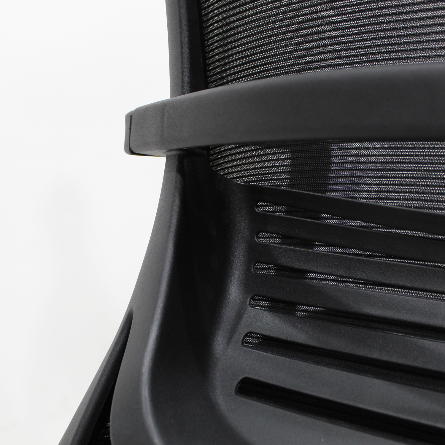 Silla de oficina Directiva Reclinable Cardona 249A Negra Mundo In 