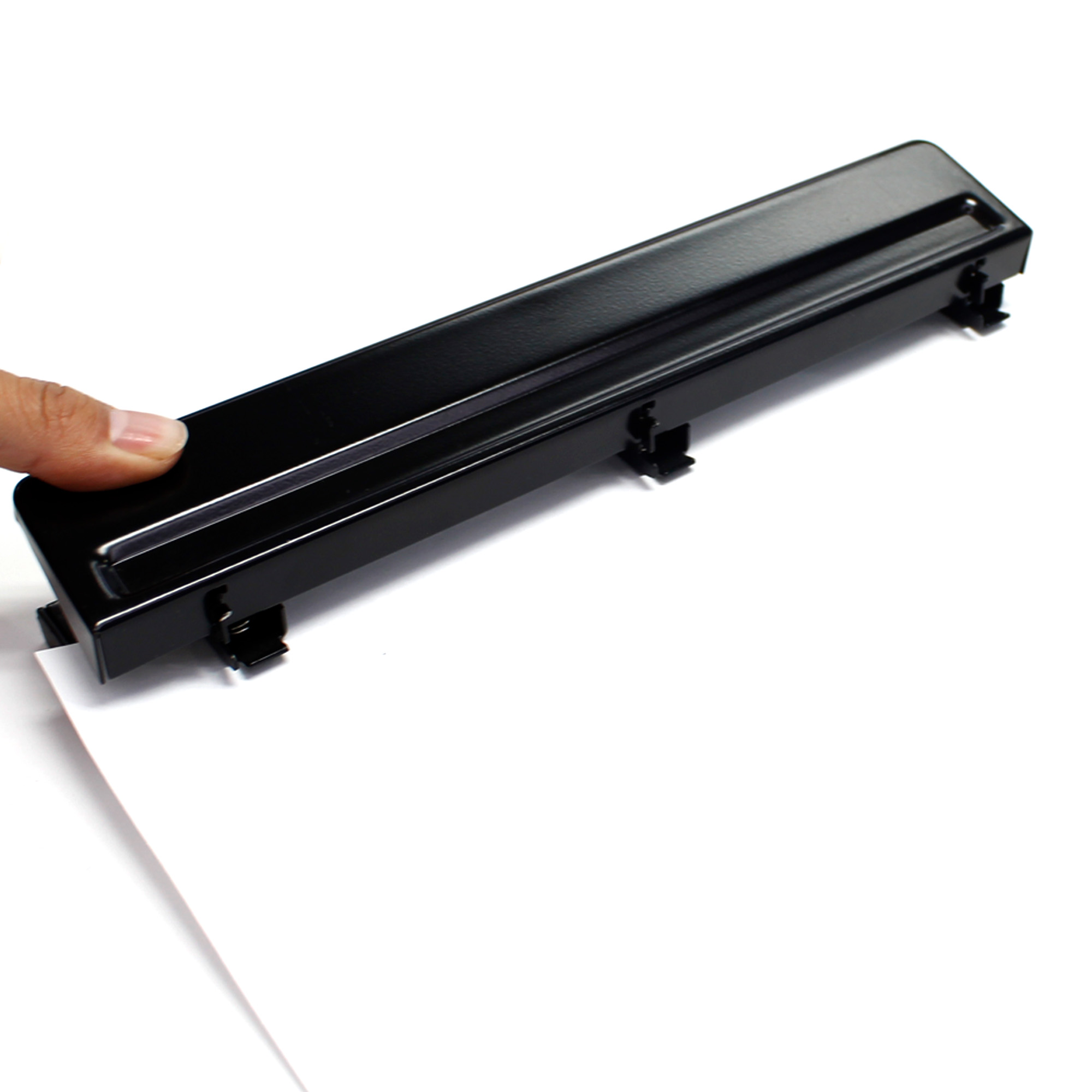 PERFORADORA DE 3 ORIFICIOS DE 8 mm perfora hasta 12 hojas PA-PER03