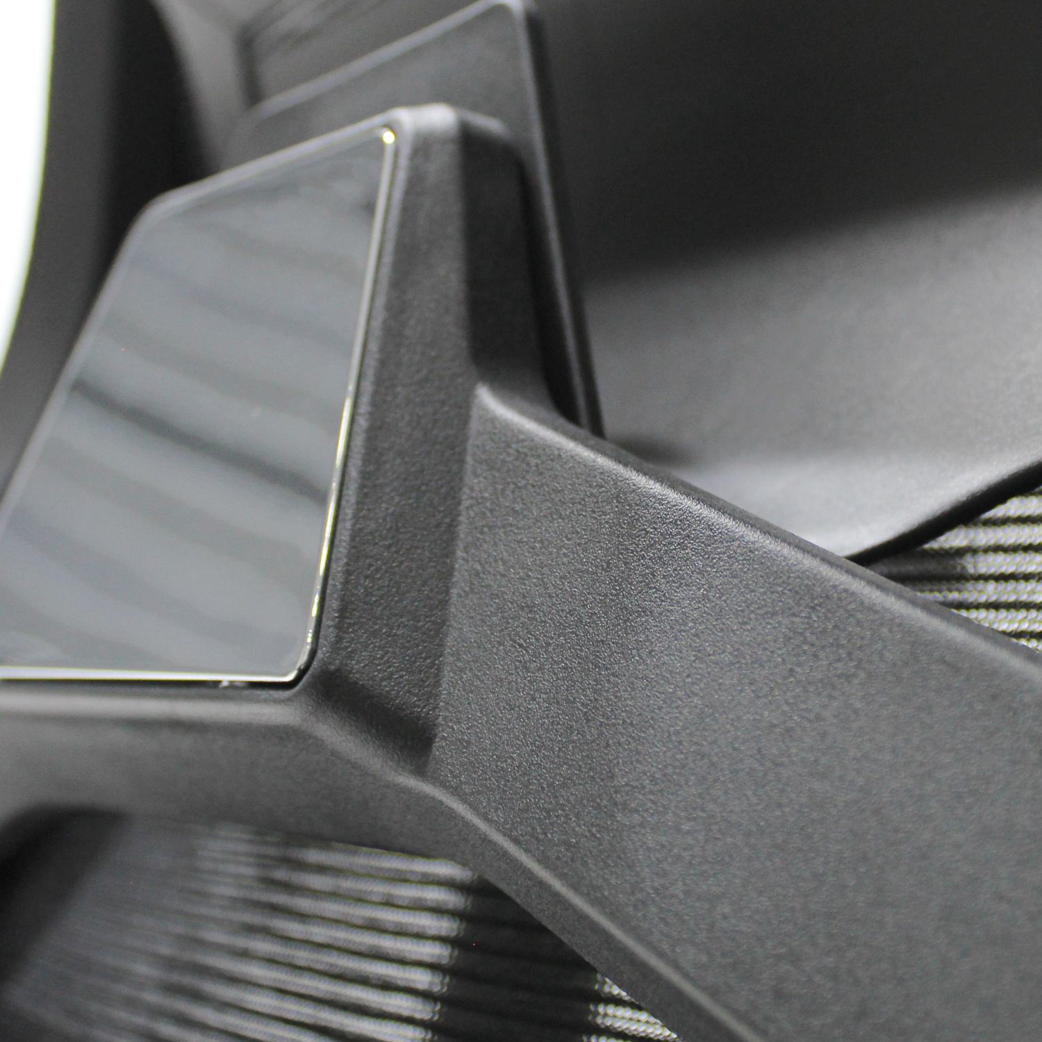 Silla de Oficina Directiva Carrara 241A Mesh con Cabecera Mundo In