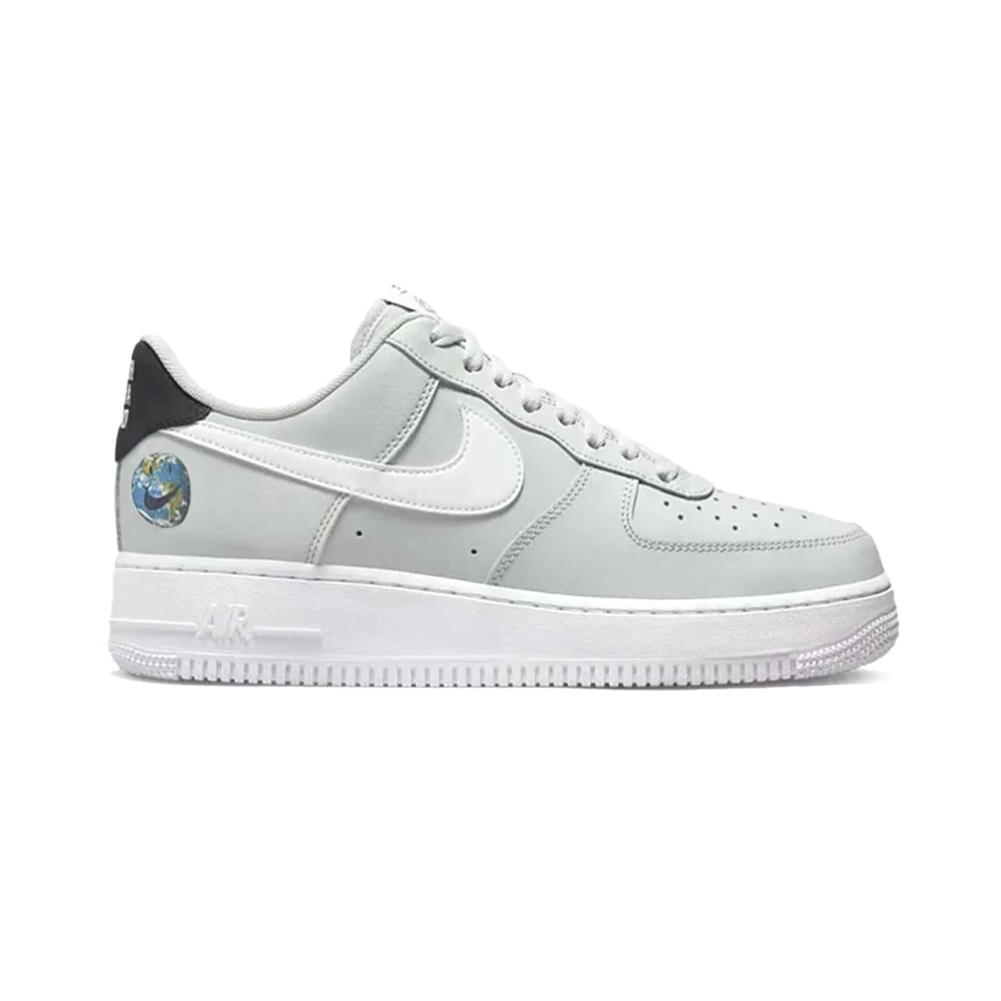 Tenis Nike Air Force 1 Low "Have a Nike Day Earth" Gris con Blanco Hombre DM0118001