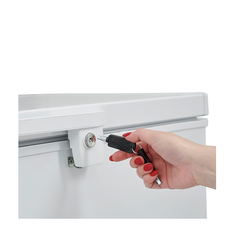 Congelador 9 pies diseño horizontal marca midea.