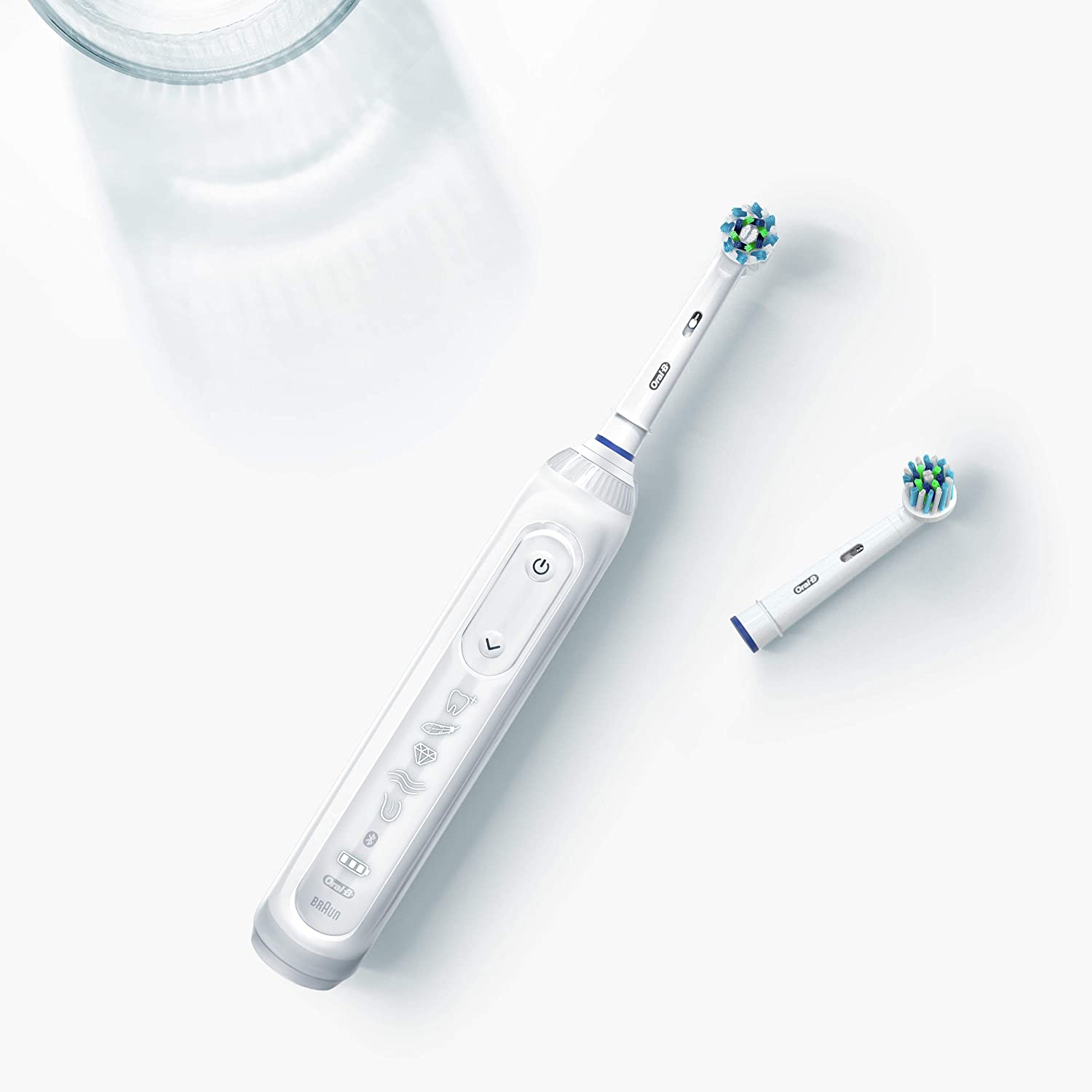 Cepillo de dientes oral b con 4 cabezales