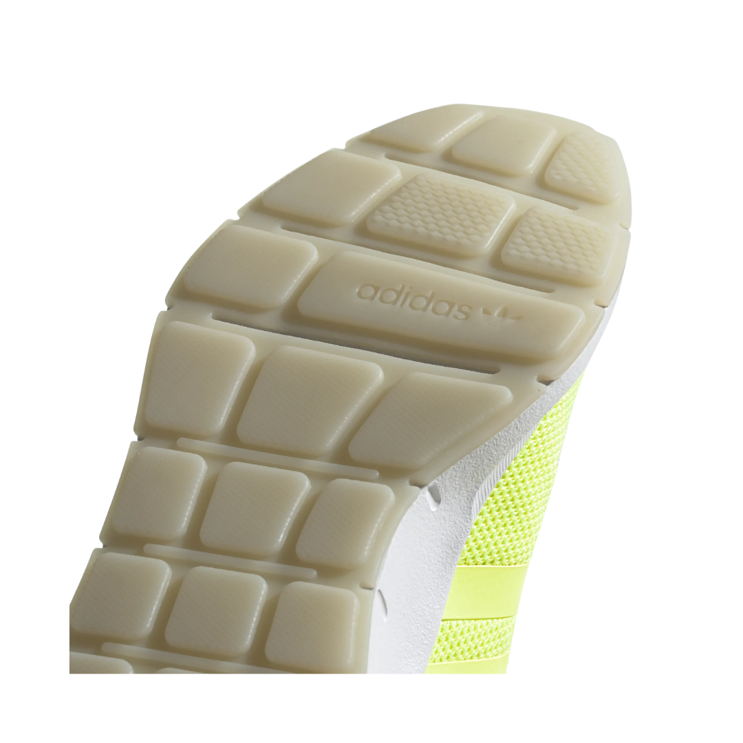 Tenis deportivos para correr Adidas Swift Run DB2704 10 US Amarillo