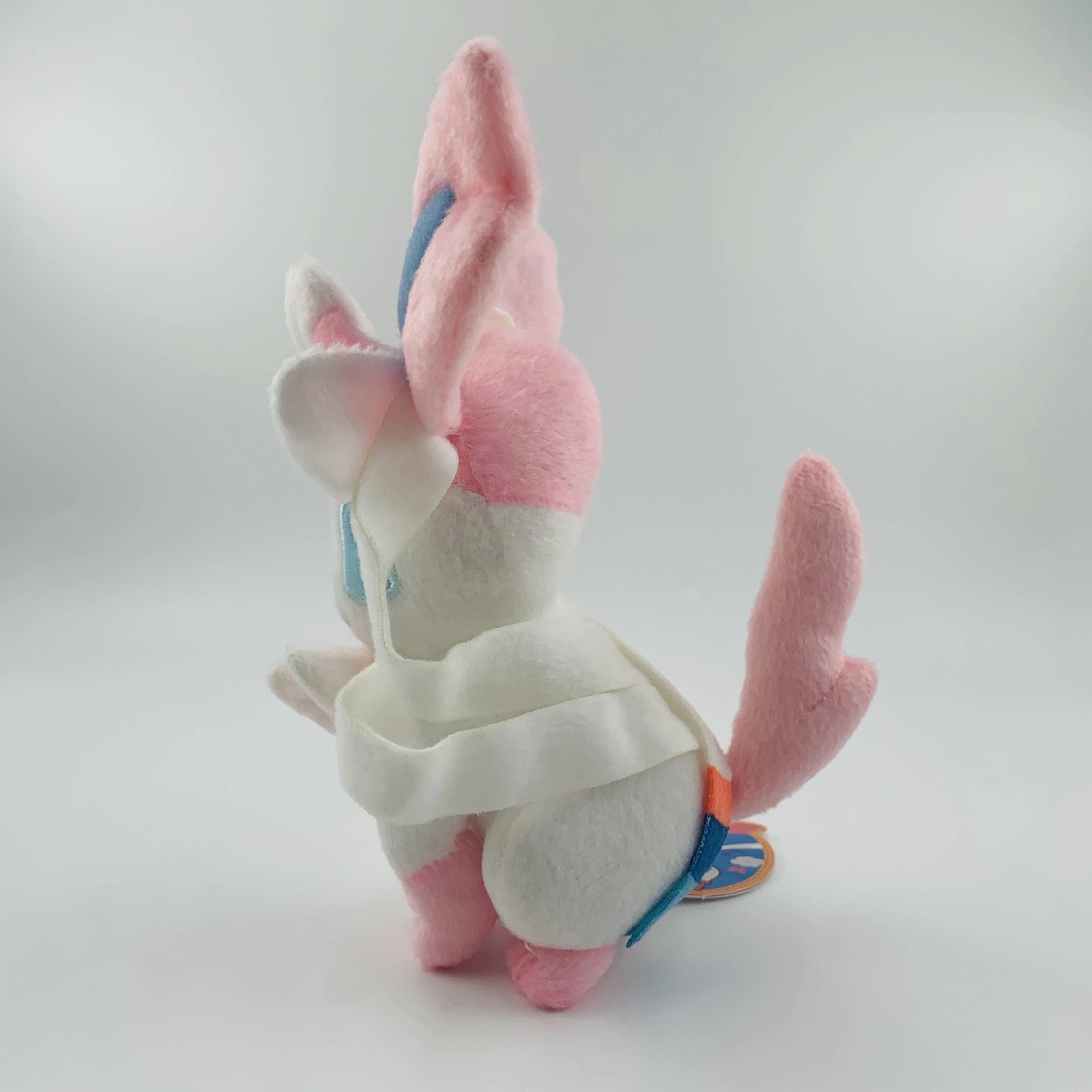 Peluche Pokémon Sylveon De 20 Cm