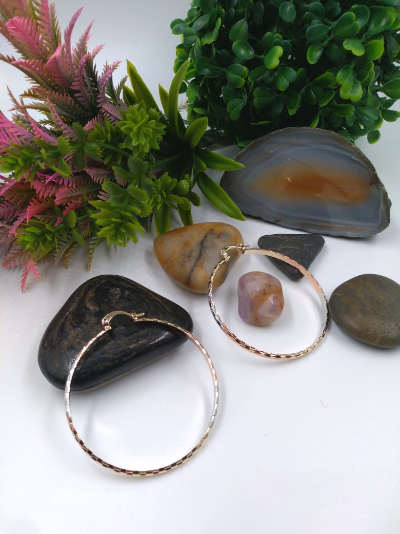 Arracadas Bijoux Marquise Grabado cuadrado Chapa Oro 18K