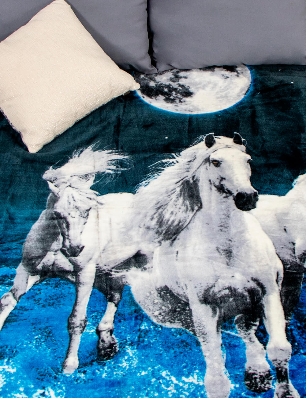 Cobertor LIgero Sin Borrega Jumbo Matrimonial Excel 3 Caballos Providencia