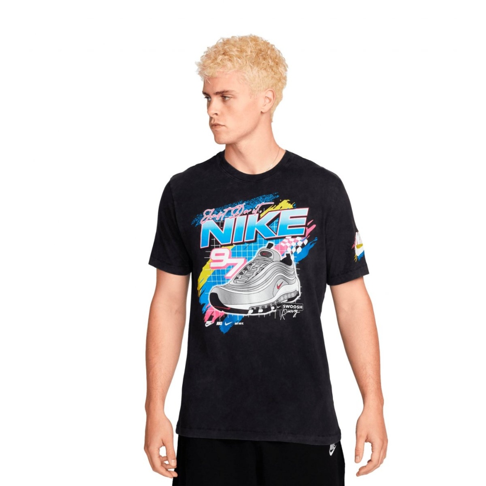 Playera casual Nike -tee negra par hombre dr8000-010