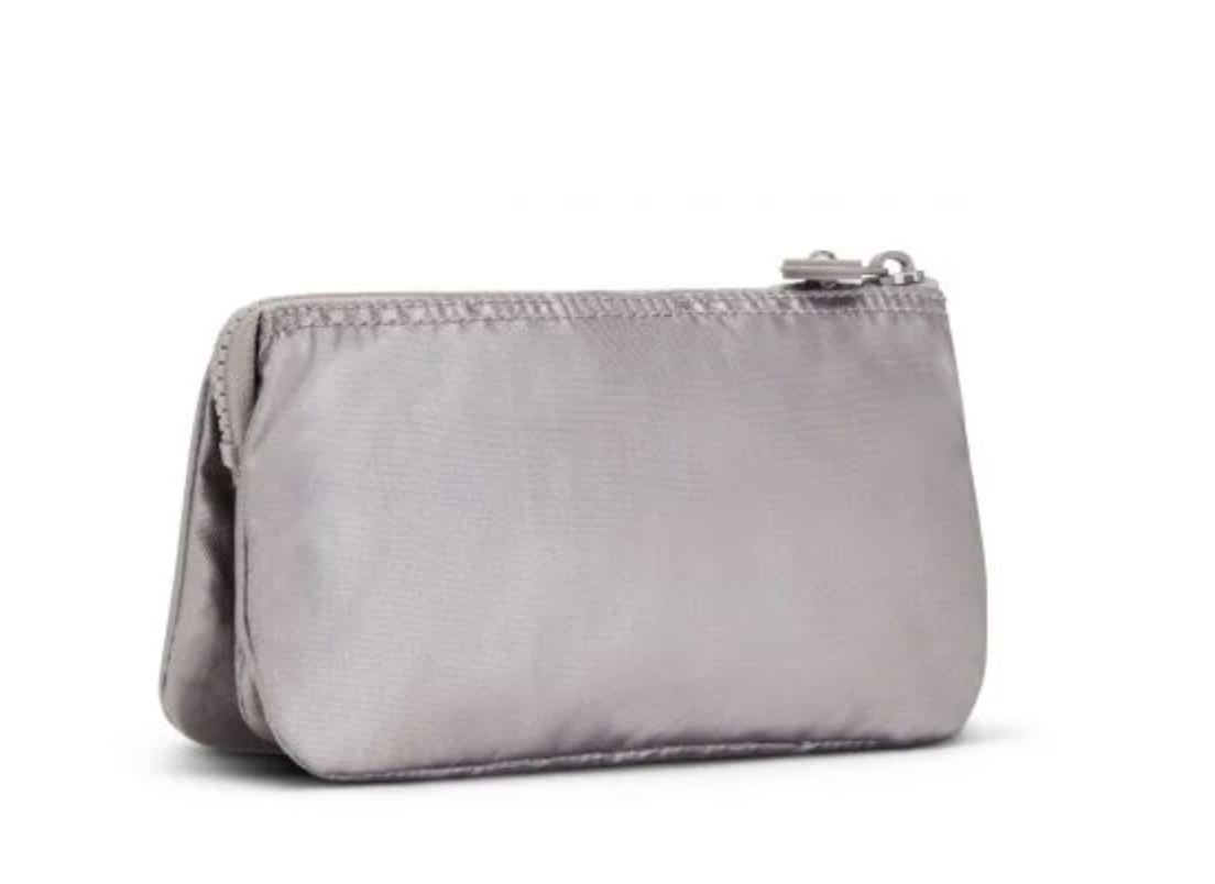 Cosmetiquera Kipling color plateada