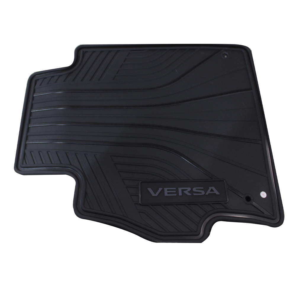 Tapetes De Uso Rudo Originales Nissan Versa 20-21