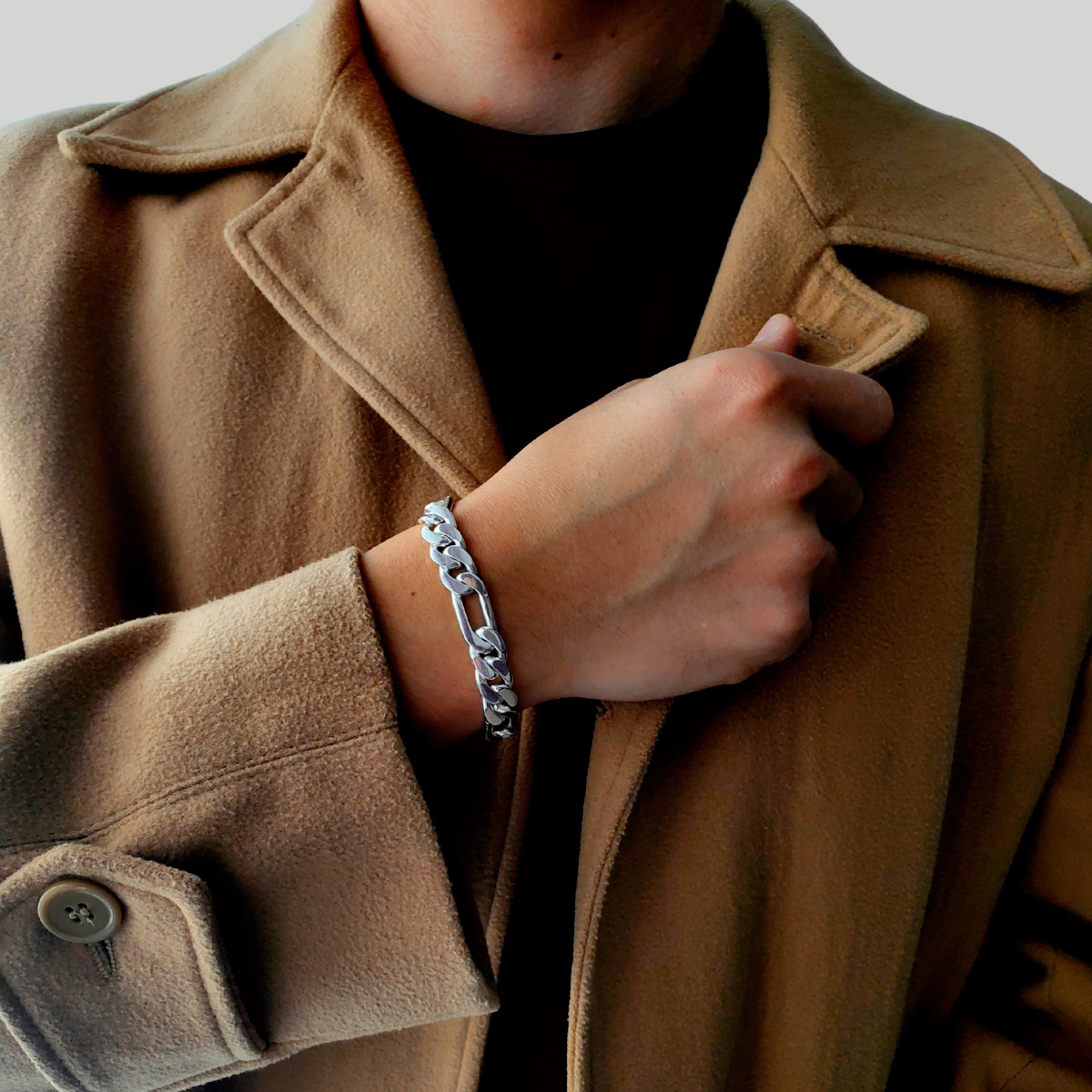 Pulsera de plata .925 Hombre figaro, hecha a mano y con broche de caja. Incluye certificado y caja de regalo