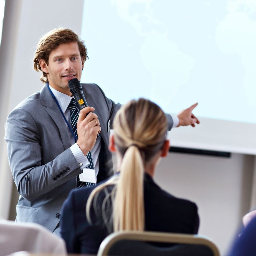 Micrófonos Xtuga A400 Inalambricos Alta Resolucion XLR 4 PZAS