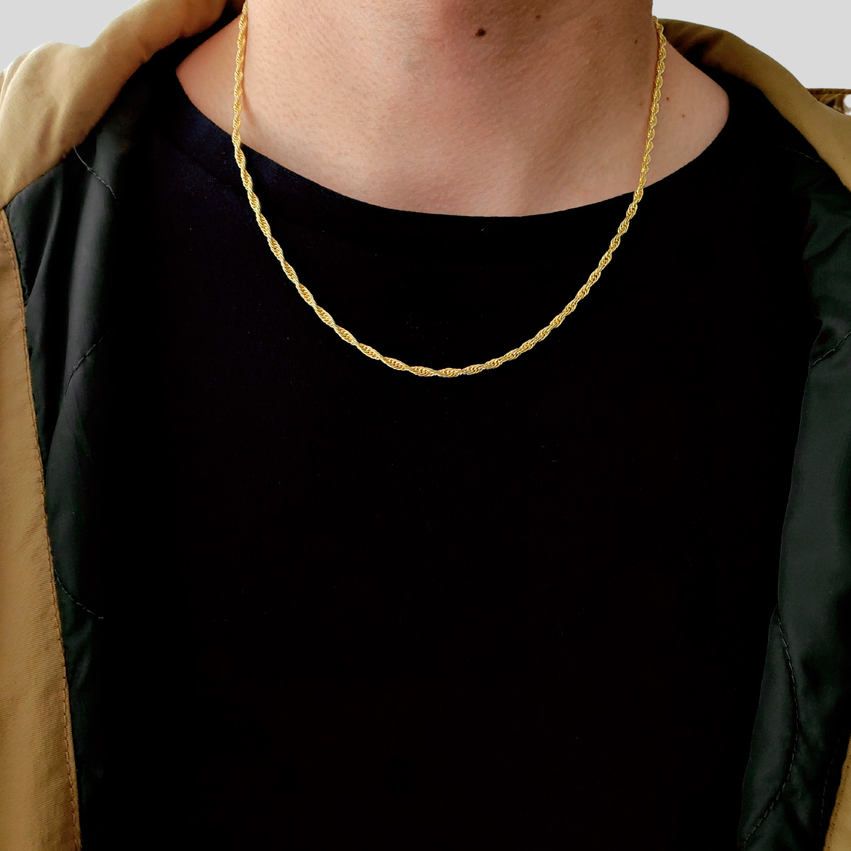 Cadena torzal de plata 925 con chapa de oro de 14k. Incluye caja de regalo 