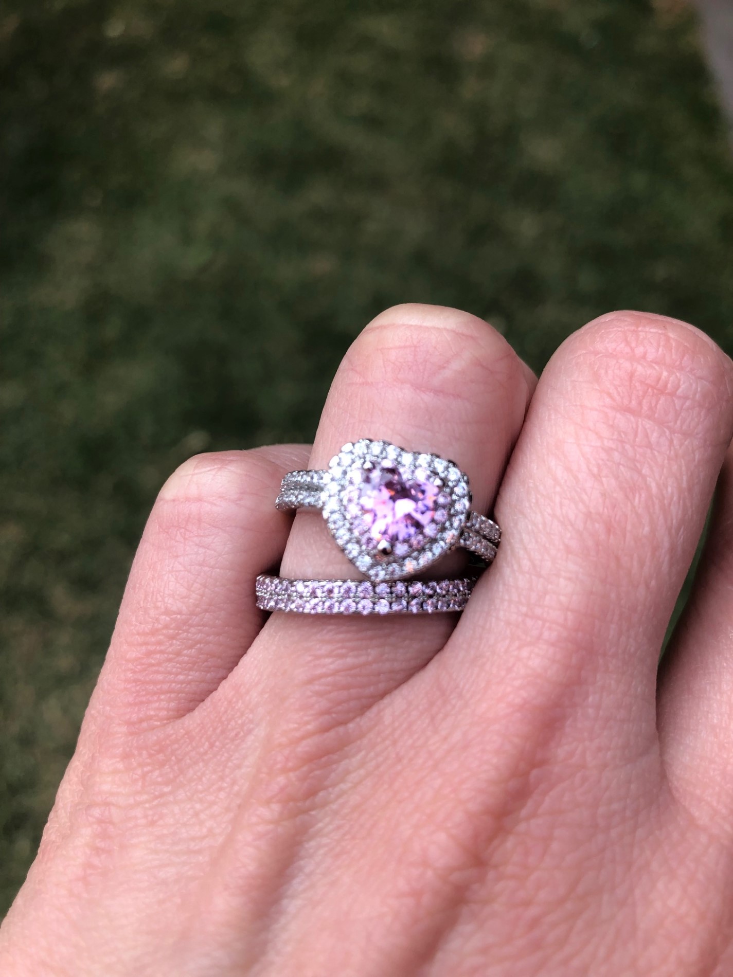 Anillo Promesa Corazón De Zirconias Rosa Amour Y Churumbela.